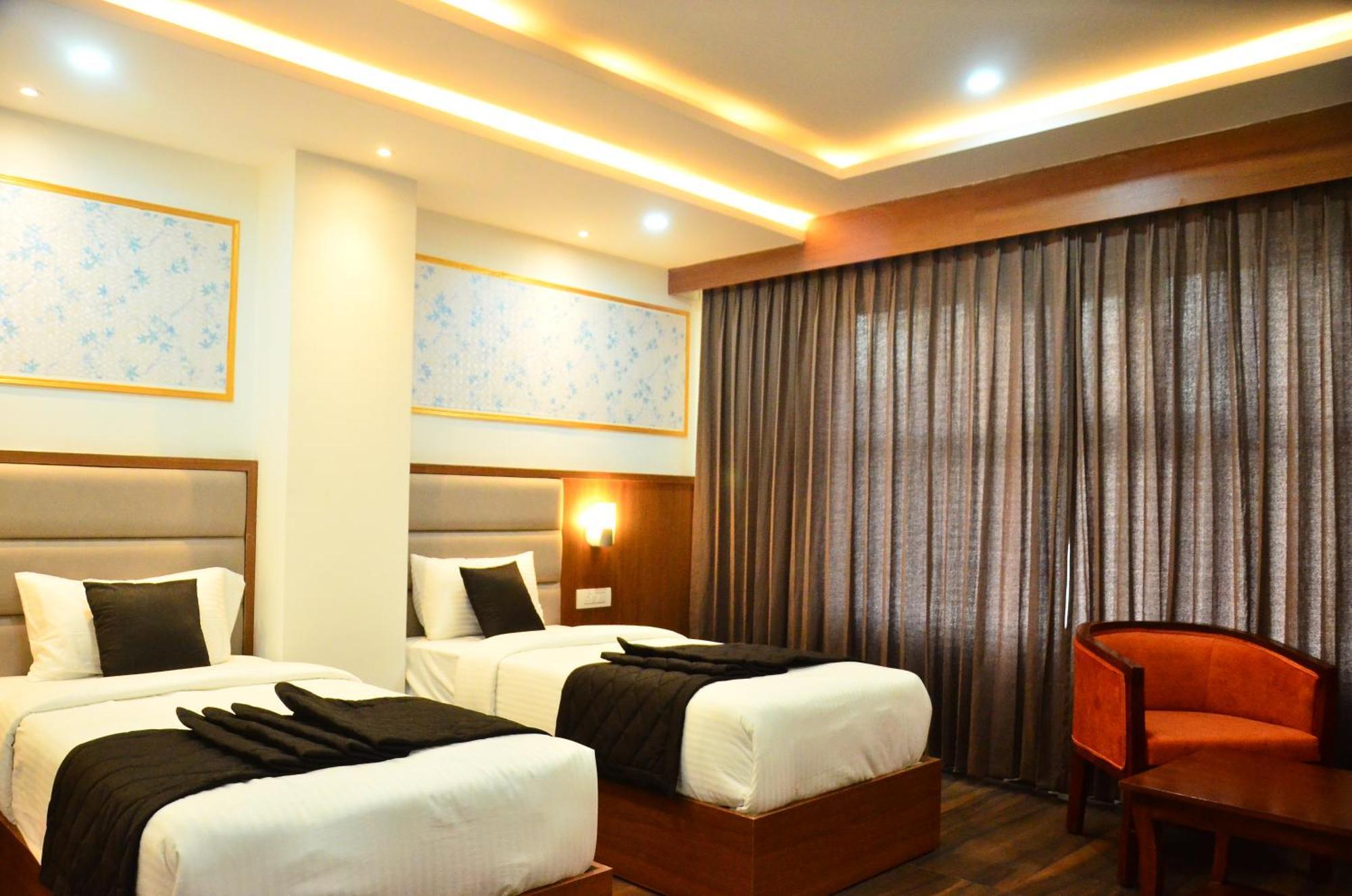 Hotel Eyrie Nest 벵갈루루 외부 사진