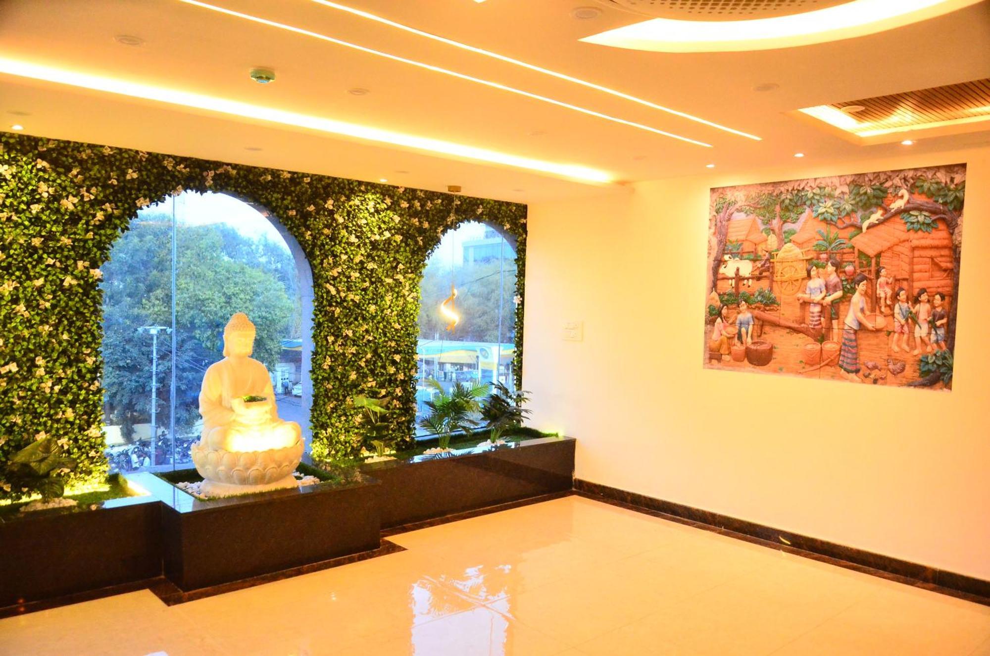 Hotel Eyrie Nest 벵갈루루 외부 사진